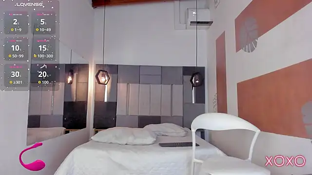 FreyrStone online show from November 21, 2:05 pm