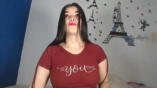 Snapshot of IVONNE_SEX chatting on September 23, 10:06 pm IVONNE SEX online show from September 23, 10:06 pm