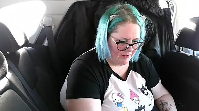 Snapshot of Kinky_Witch chatting on December 2, 3:58 pm Kinky Witch online show from December 2, 3:58 pm