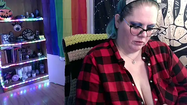 Snapshot of Kinky_Witch chatting on December 1, 3:46 pm Kinky Witch online show from December 1, 3:46 pm