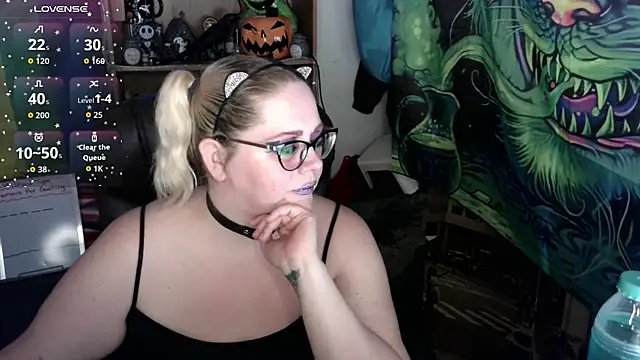 Kinky Witch online show from July 14, 4:35 pm