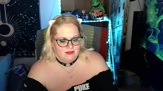 Kinky Witch online show from April 21, 1:42 am