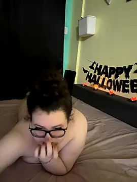 HaleyAyush online show from October 26, 5:24 pm