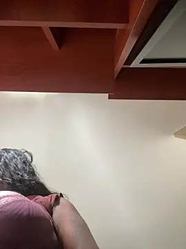 Alexia 24 online show from March 24, 8:31 pm