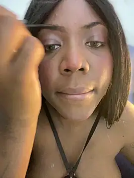 Alexia 24 online show from March 8, 9:07 pm