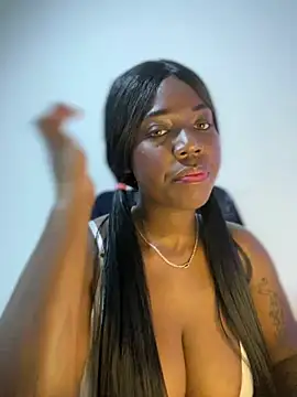 Snapshot of Alexia_24 chatting on November 26, 3:17 am Alexia 24 online show from November 26, 3:17 am