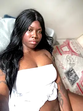 Snapshot of Alexia_24 chatting on November 20, 5:57 pm Alexia 24 online show from November 20, 5:57 pm