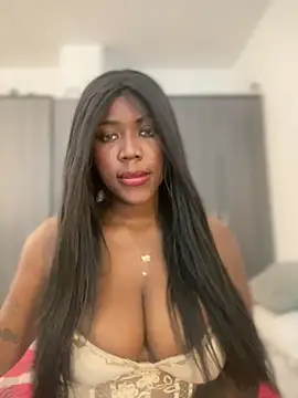 Alexia 24 online show from February 7, 8:28 pm