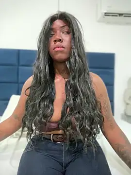 Alexia 24 online show from December 19, 6:54 pm