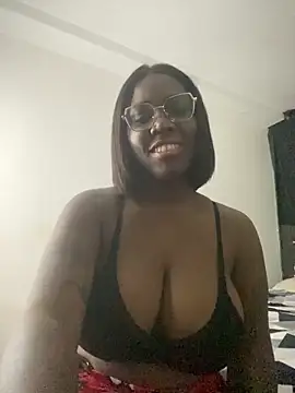 Snapshot of Alexia_24 chatting on May 24, 5:18 am Alexia 24 online show from May 24, 5:18 am