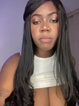 Snapshot of Alexia_24 chatting on June 27, 4:07 am Alexia 24 online show from June 27, 4:07 am