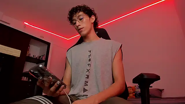 Snapshot of velvet_skyn chatting on October 8, 4:03 am velvet skyn online show from October 8, 4:03 am