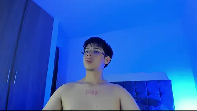 Snapshot of Maximo_Miller chatting on September 30, 4:29 am Maximo Miller online show from September 30, 4:29 am