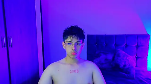 Snapshot of Maximo_Miller chatting on September 11, 5:18 am Maximo Miller online show from September 11, 5:18 am