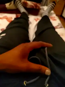 Snapshot of kulliguy chatting on September 19, 8:13 pm kulliguy online show from September 19, 8:13 pm