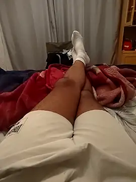 kulliguy online show from December 1, 5:47 pm