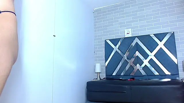 Raven Doll19 online show from January 7, 4:50 am