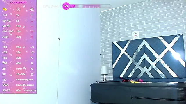 Snapshot of Raven_Doll19 chatting on November 1, 4:19 am Raven Doll19 online show from November 1, 4:19 am