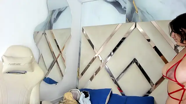 arixht online show from March 18, 8:32 pm