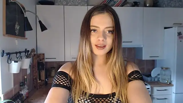 BuffyxLUST online show from April 8, 2:18 pm