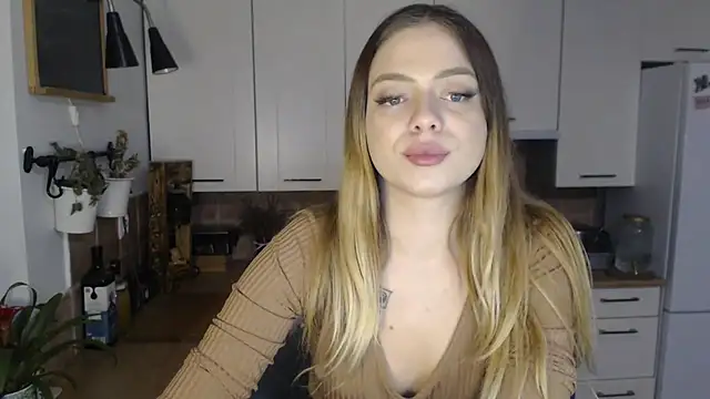 BuffyxLUST online show from December 3, 3:11 pm
