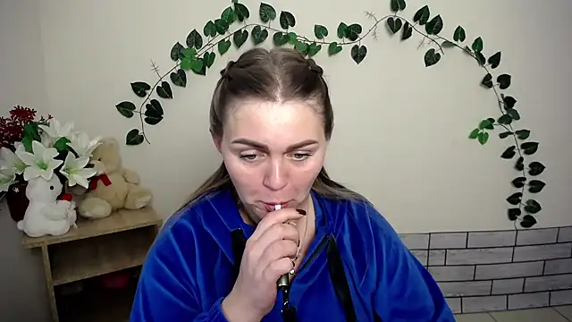 Snapshot of Magic_Katarina_ chatting on October 10, 6:58 am Magic Katarina  online show from October 10, 6:58 am