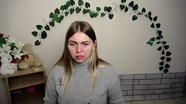 Snapshot of Magic_Katarina_ chatting on October 16, 6:54 am Magic Katarina  online show from October 16, 6:54 am