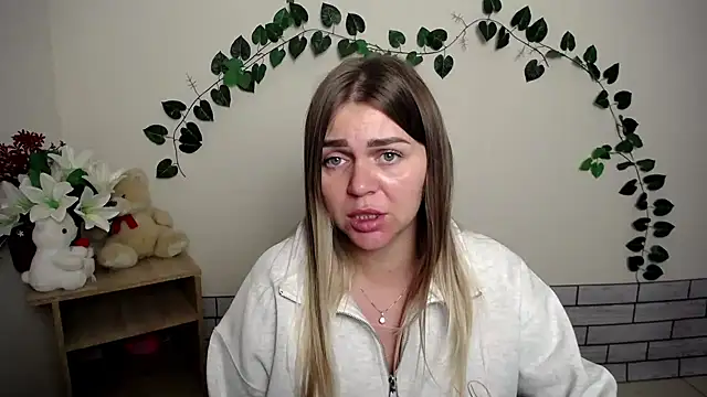 Snapshot of Magic_Katarina_ chatting on October 9, 6:47 am Magic Katarina  online show from October 9, 6:47 am