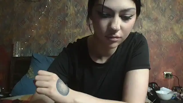 Snapshot of Susie_su chatting on February 19, 11:18 am Susie su online show from February 19, 11:18 am
