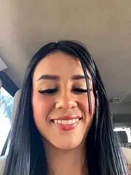 Juliana Xander online show from December 3, 4:50 pm