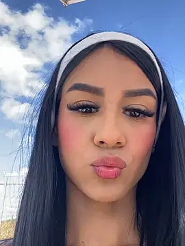 Juliana Xander online show from December 1, 2:18 pm