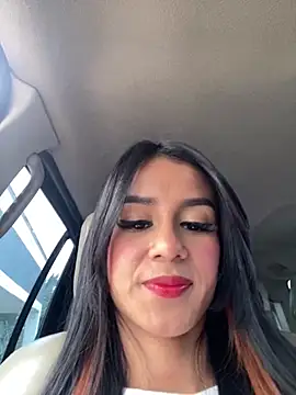 Juliana Xander online show from November 28, 2:28 pm