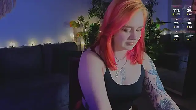 lunaalli online show from May 28, 10:04 pm