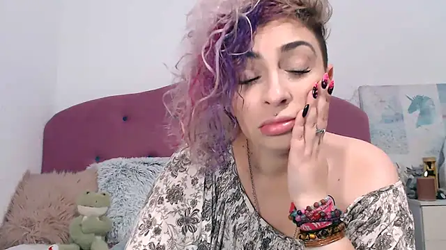 AAARUNY online show from November 5, 1:03 pm