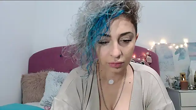 AAARUNY online show from October 8, 12:07 pm