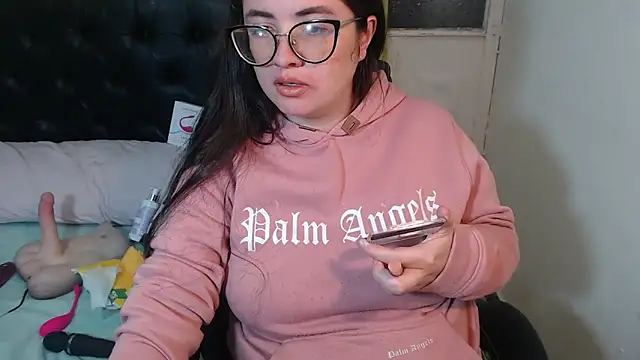 KrystalAdams online show from March 26, 2:26 pm