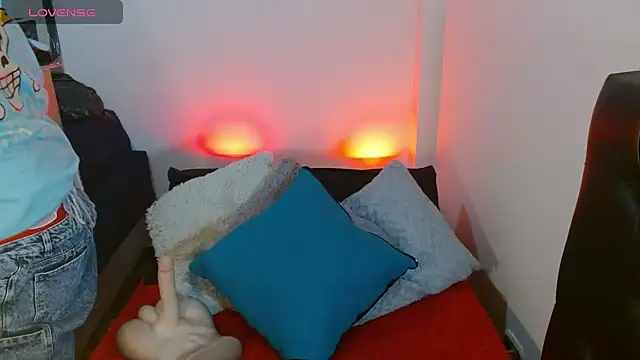 KrystalAdams online show from September 18, 12:52 pm