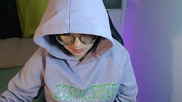 KrystalAdams online show from January 17, 12:53 pm