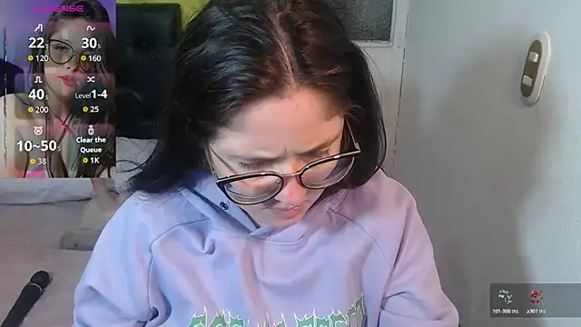 KrystalAdams online show from March 31, 1:24 pm