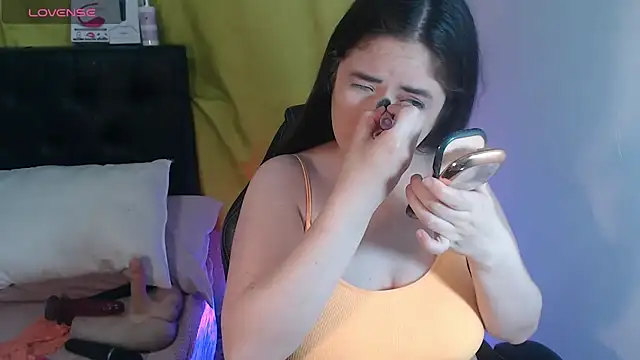 KrystalAdams online show from February 11, 1:44 pm