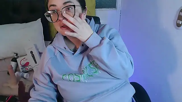 KrystalAdams online show from February 14, 1:11 pm