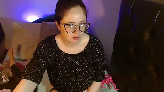 KrystalAdams online show from September 16, 12:28 pm