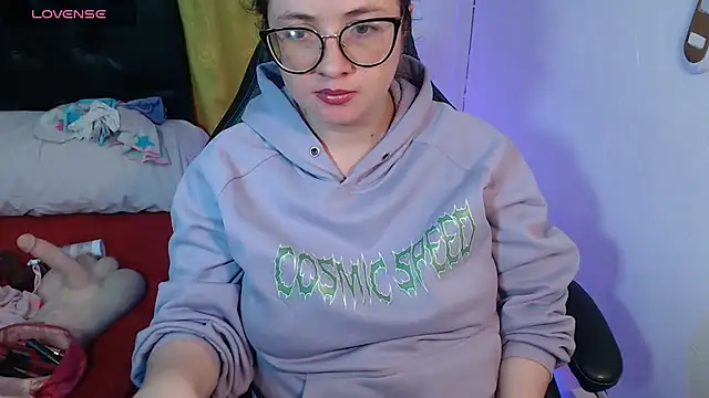 KrystalAdams online show from February 25, 1:33 pm