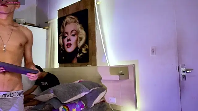 Snapshot of 777_camilo chatting on October 3, 11:17 pm 777 camilo online show from October 3, 11:17 pm