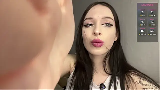 Snapshot of myafmaa chatting on November 14, 6:06 am myafmaa online show from November 14, 6:06 am