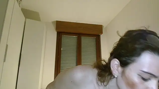 refem9 online show from October 12, 3:19 am