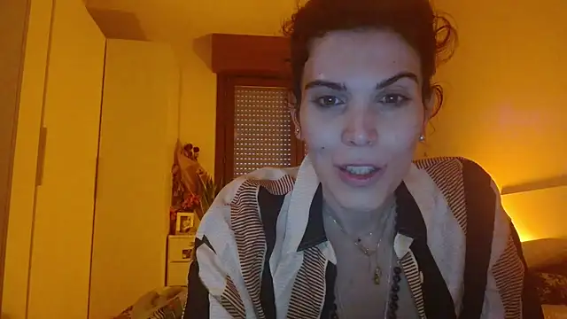 refem9 online show from November 30, 3:13 pm