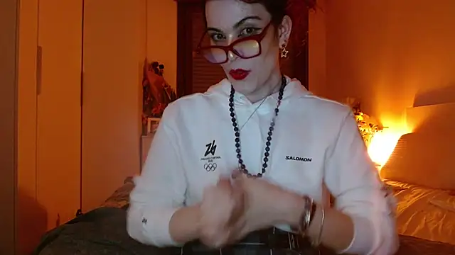 refem9 online show from December 19, 8:22 pm