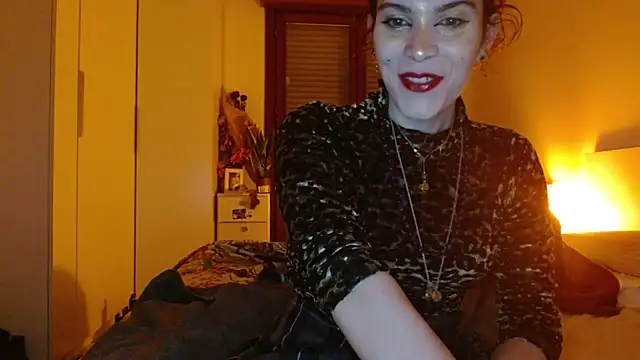 refem9 online show from December 20, 10:23 pm