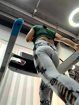 Ninazhang online show from January 13, 1:31 am